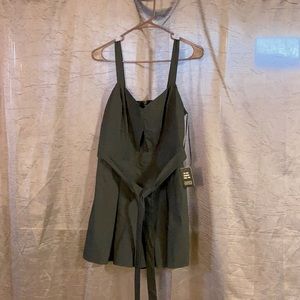 Express | NWT | Black Keyhole Romper | 6